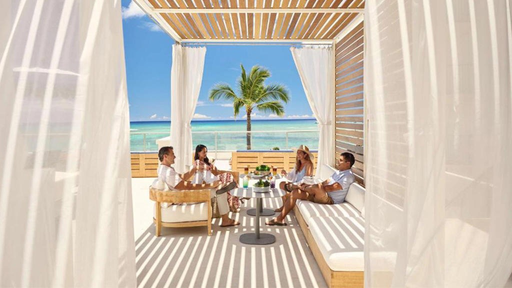 Outrigger Reef Waikiki Beach Resort