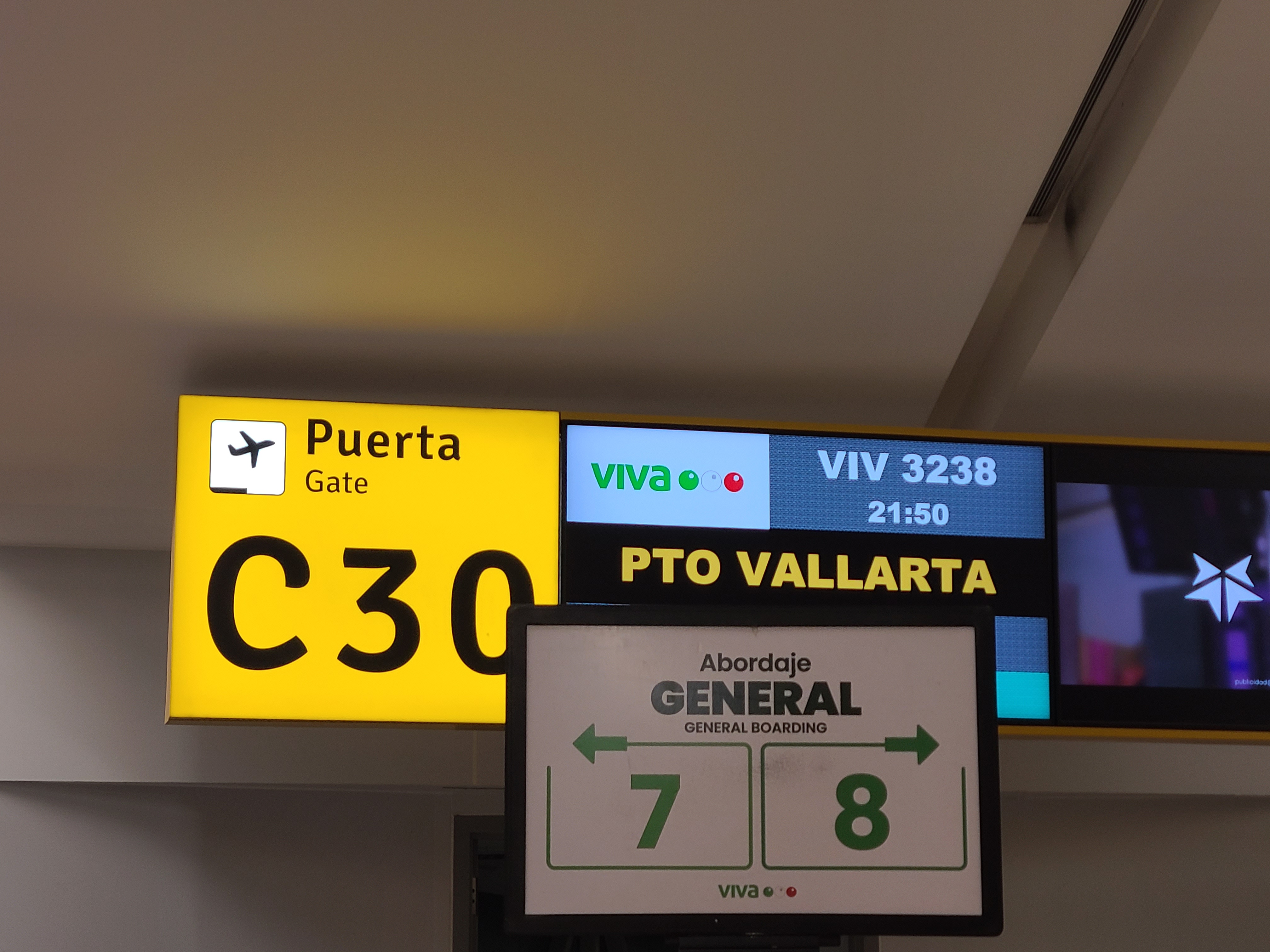 How to Travel to Puerto Vallarta: Your Vacation Guide