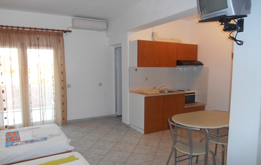Vila Lemoni studio