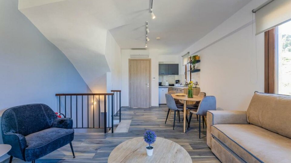 Penelope Luxury Suites