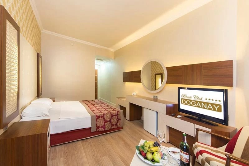 Doganay Beach Club Hotel