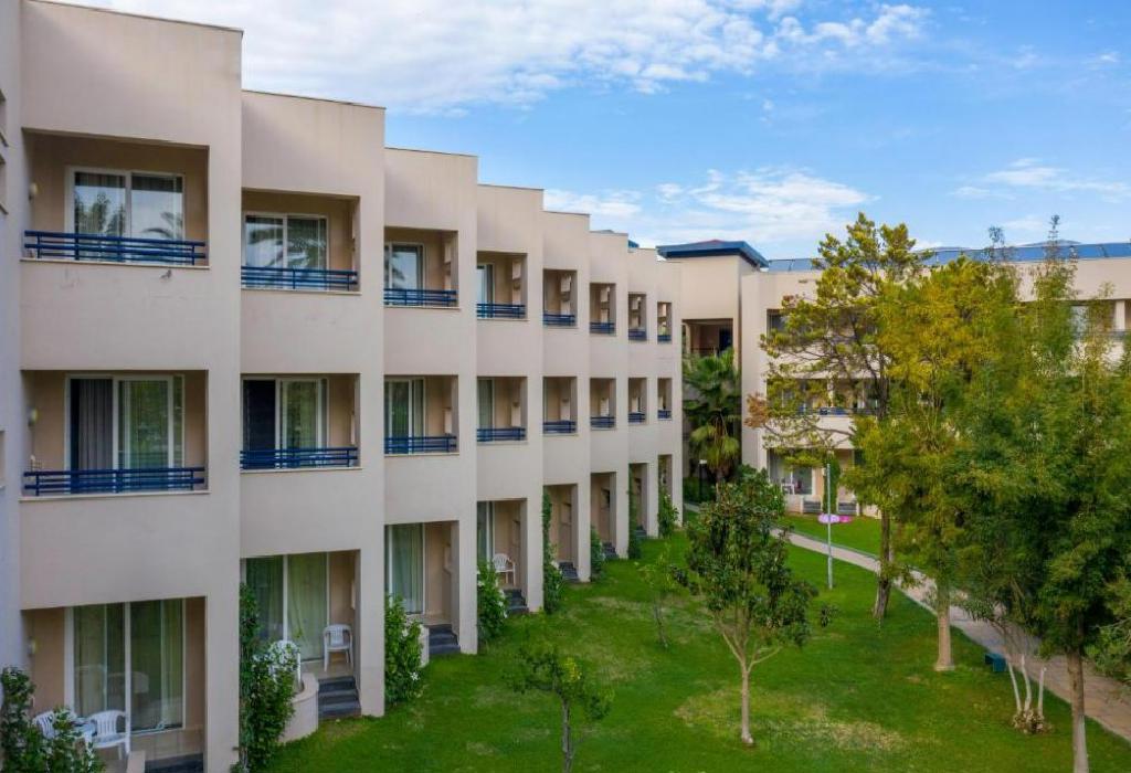 Labranda Alantur Resort