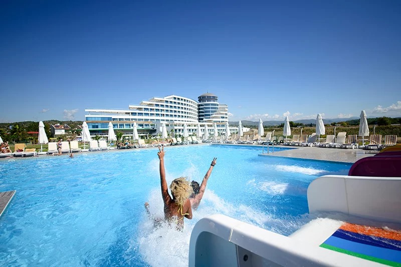Raymar Resort Hotel