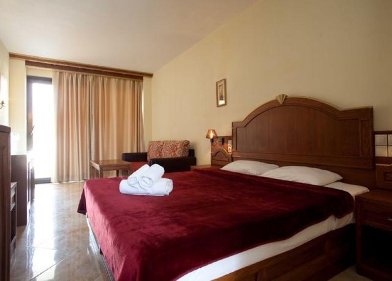 Toroni Blue Sea Hotel