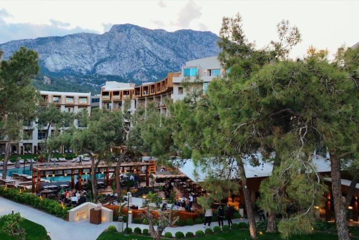 Rixos Sungate