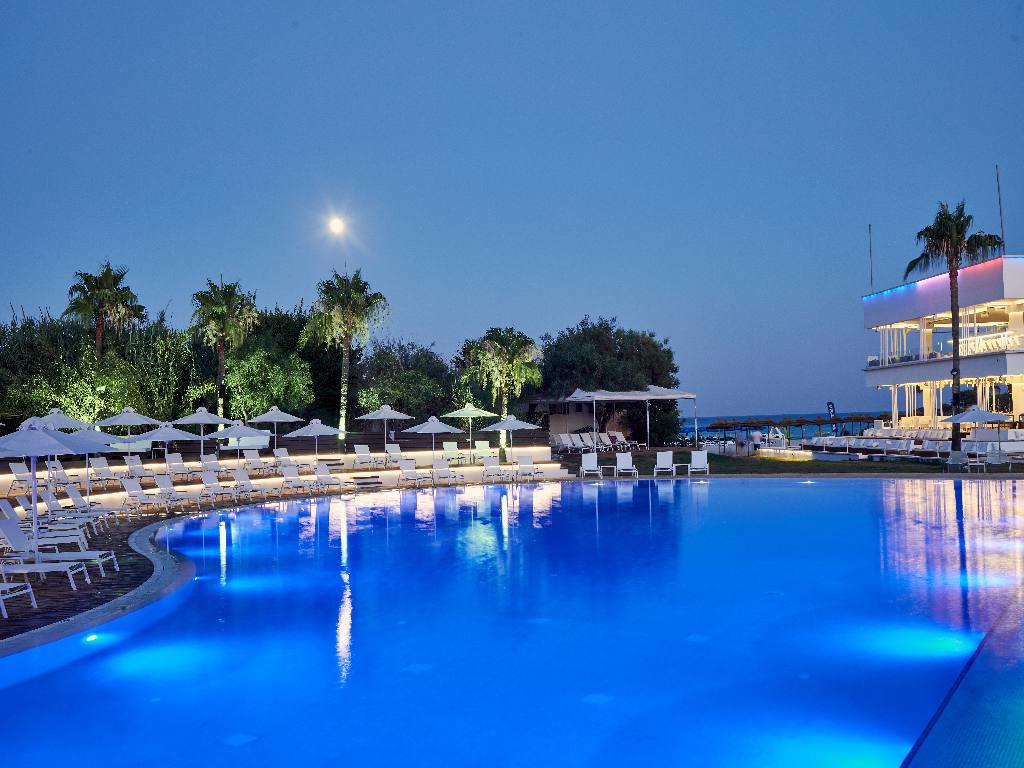 Hotel So Nice Club Resort