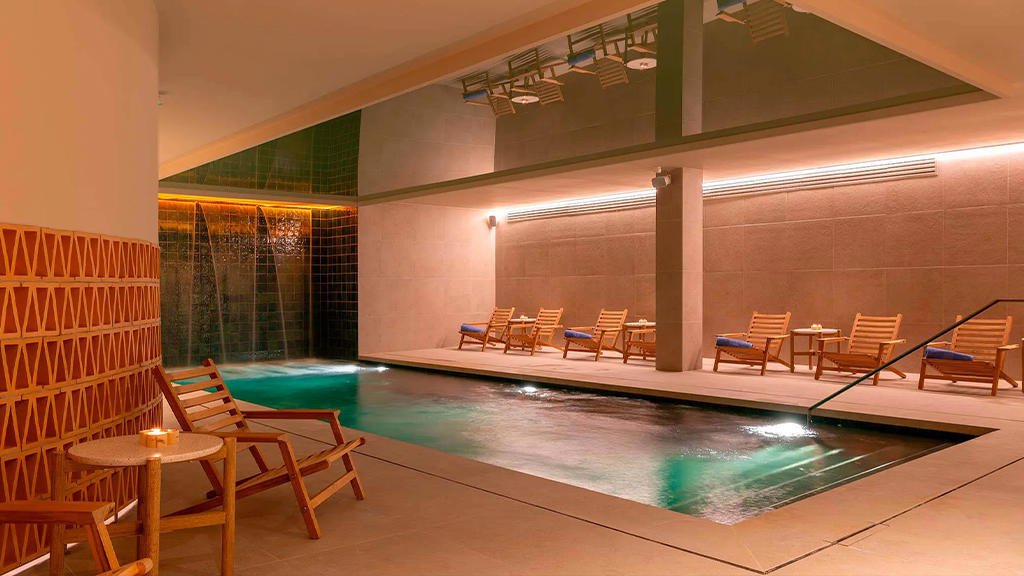 Aqua Hotel Promenade and Spa