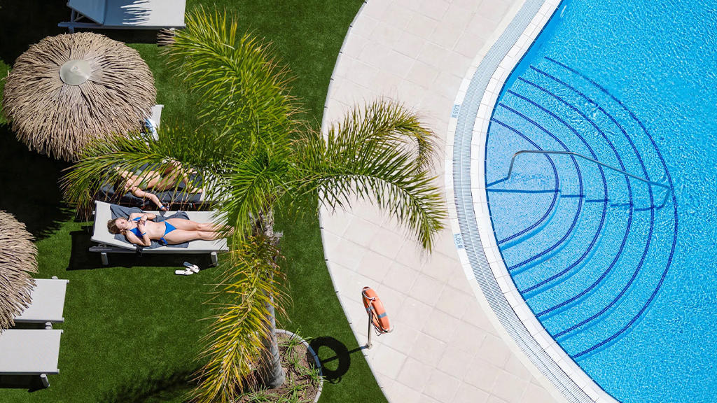 Tahiti Playa Hotel and Suites