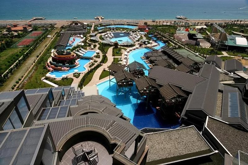 Limak Lara De Luxe Hotel & Resort