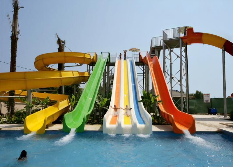 Dream World Palace Hotel