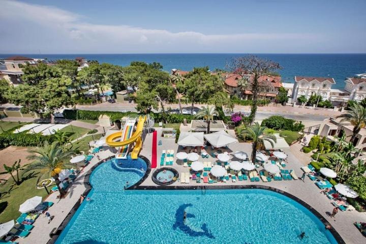 Grand Ring Hotel