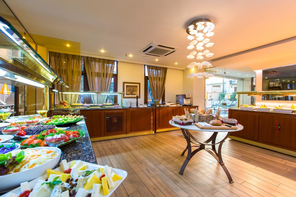 Hotel Ideon