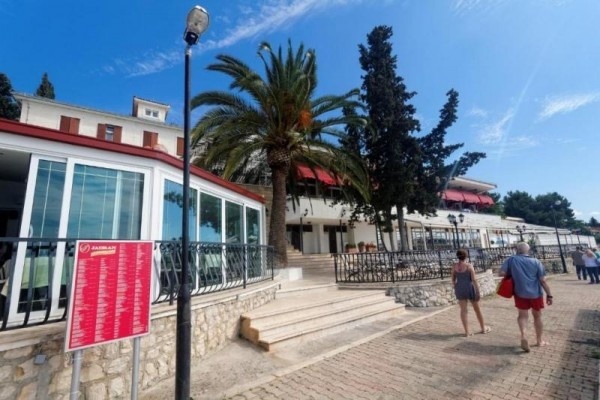 Hotel Val (ex Jadran)