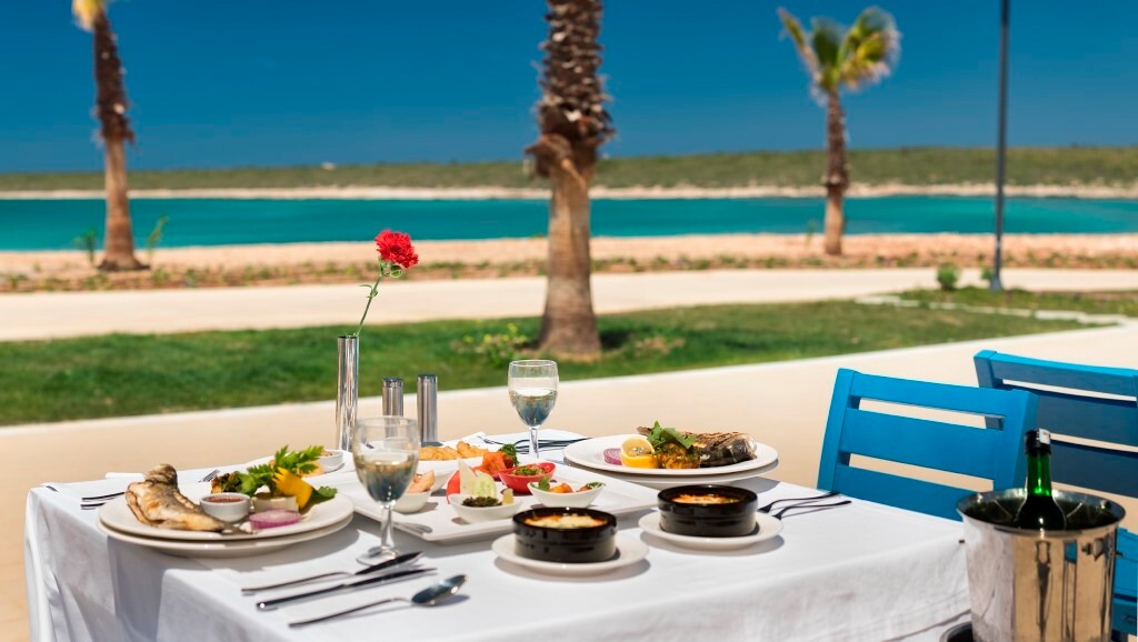 Aquasis De Luxe Resort & Spa