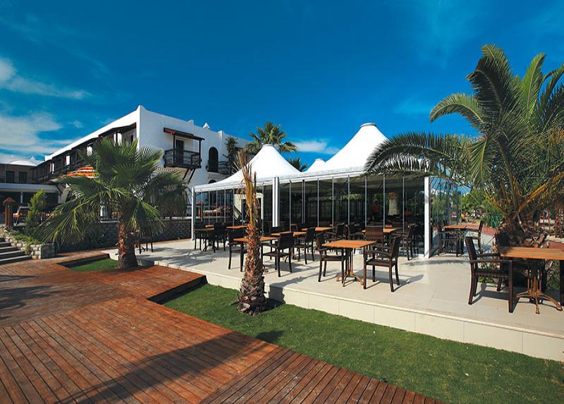 Costa Bitezhan Beach Hotel