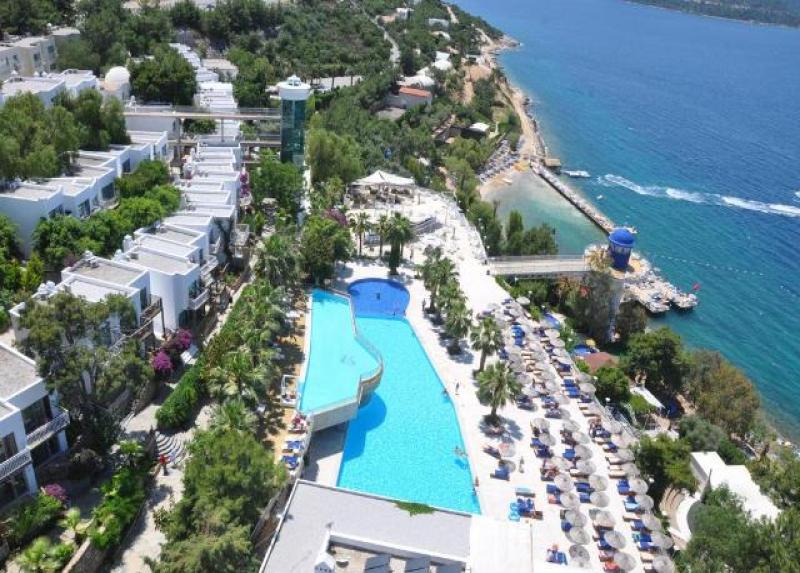 Blue Dreams Resort and Spa Hotel