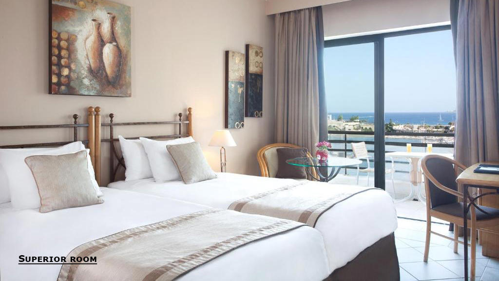 Hotel Verdi St Georges Bay Marina