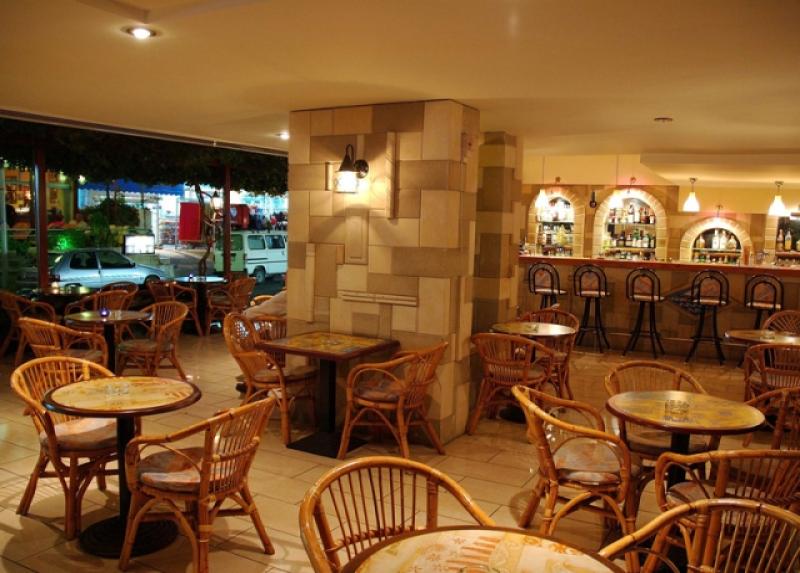 Carina Hotel
