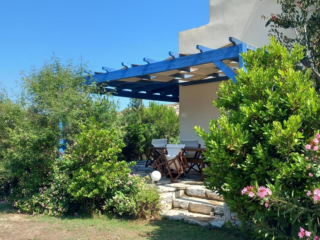 Kedros Villa & Suites