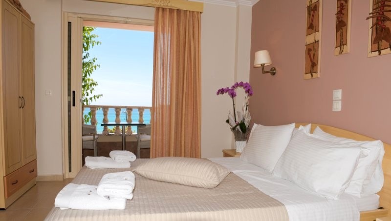 Hotel V-Del Mar