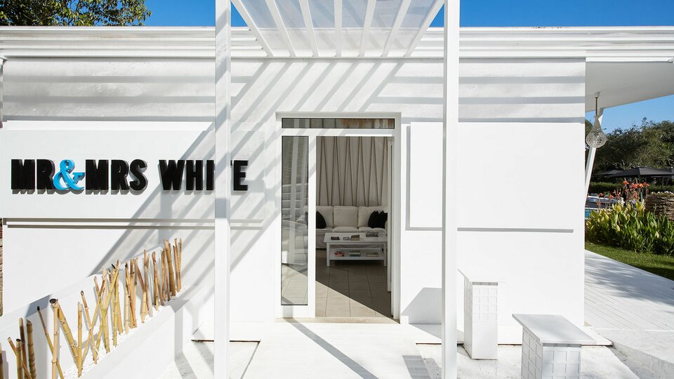 Mr & Mrs White Corfu 