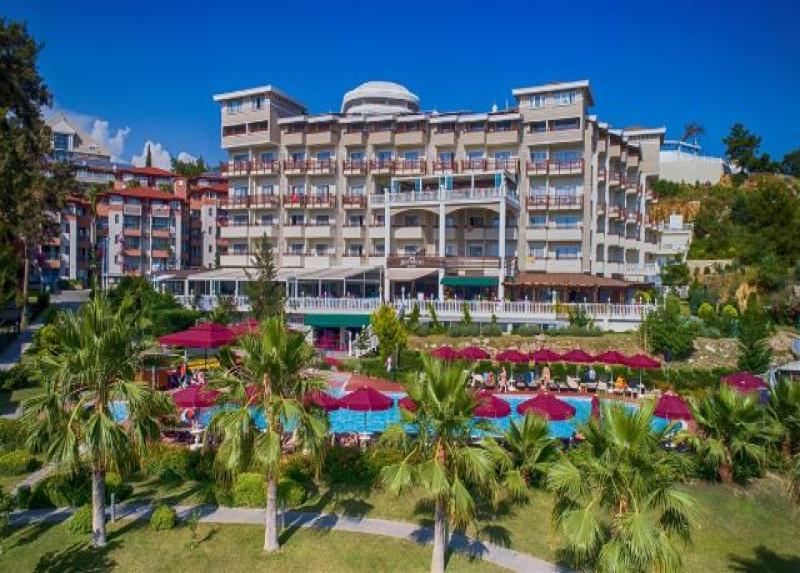 Justiniano Deluxe Resort Hotel
