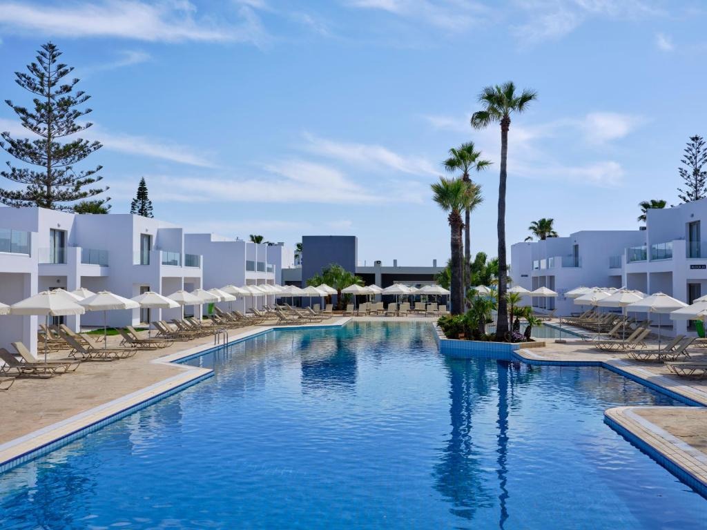 Hotel Atlantica Panthea