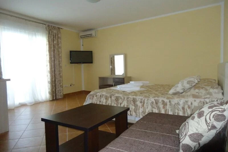 Hotel M