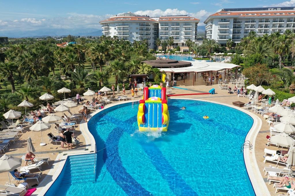 Seaden Sea World Resort & Spa