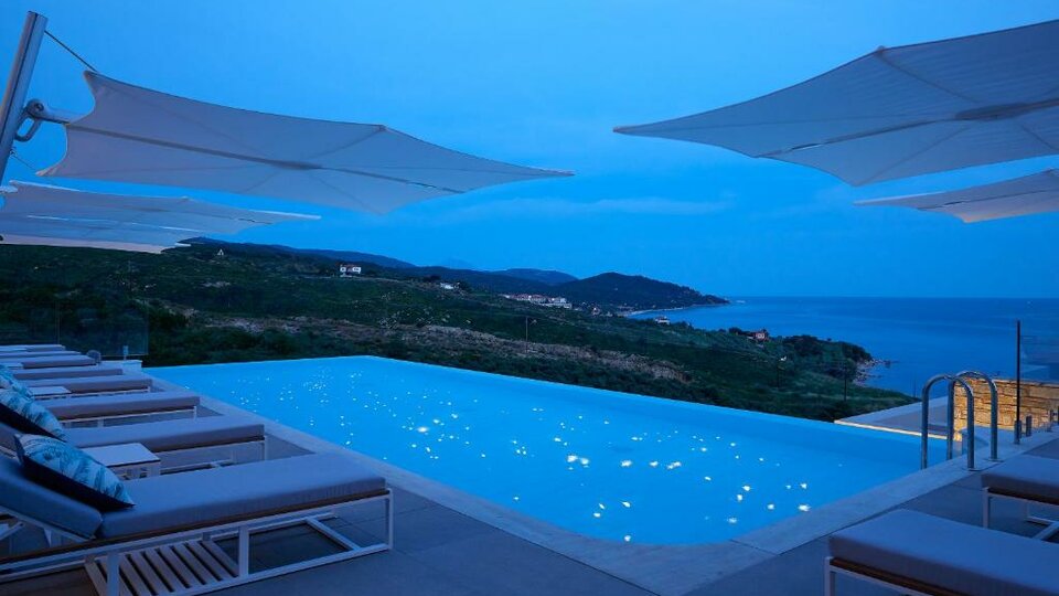 Eagles Villas 