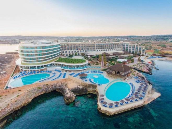 Hotel Ramla Bay Resort
