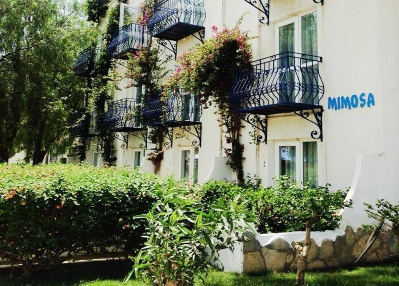 Regulus Beach Resort Hotel