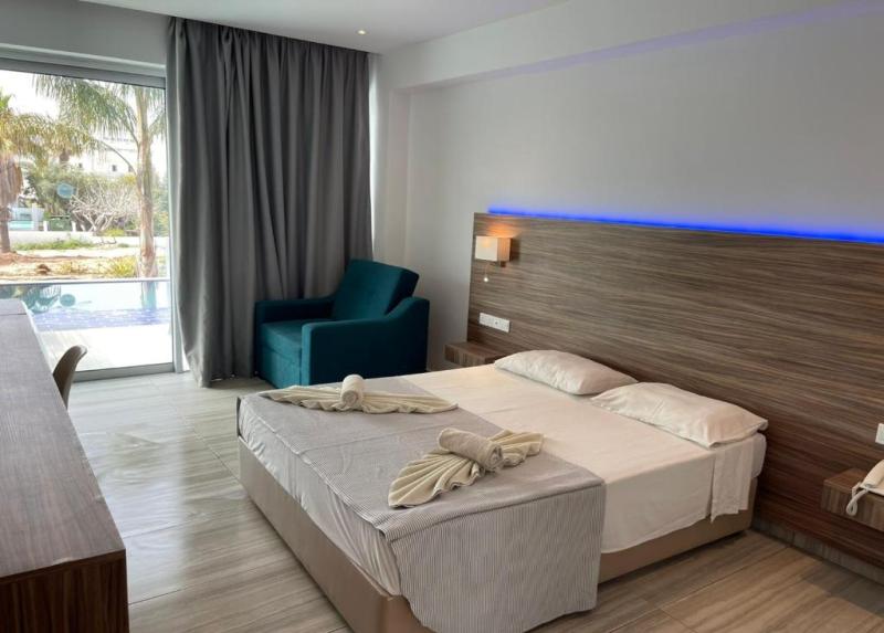 Fedrania Gardens Hotel