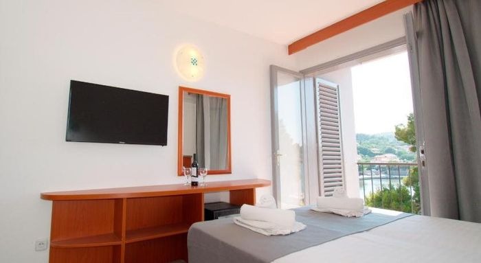 Hotel Lumbarda