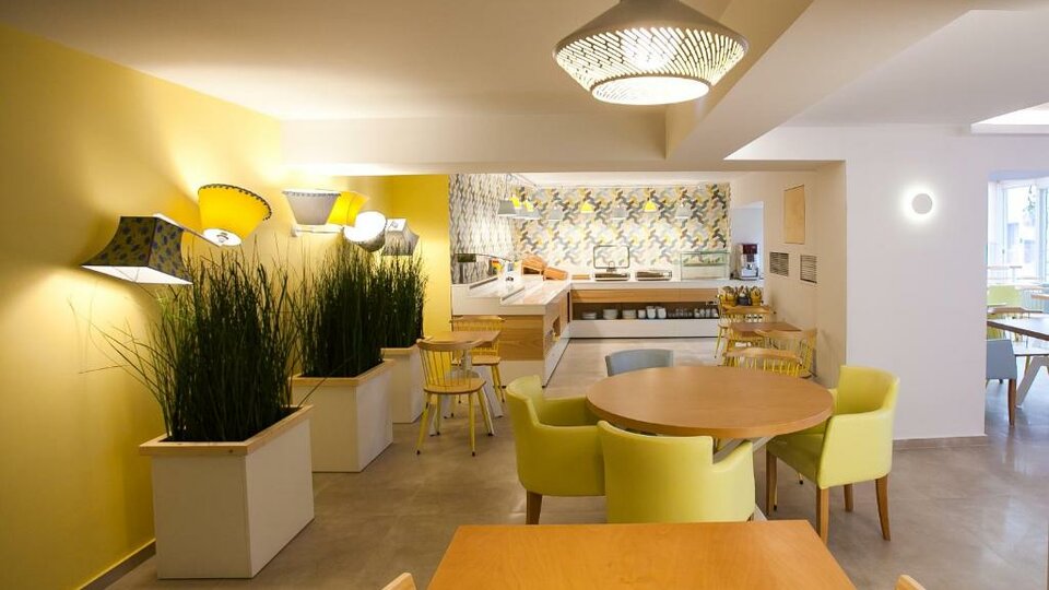 Frini Hotel
