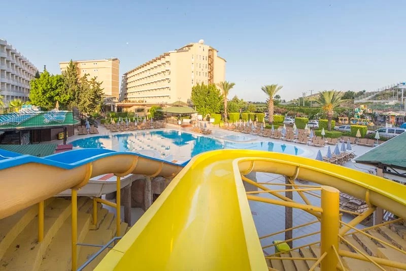 Doganay Beach Club Hotel