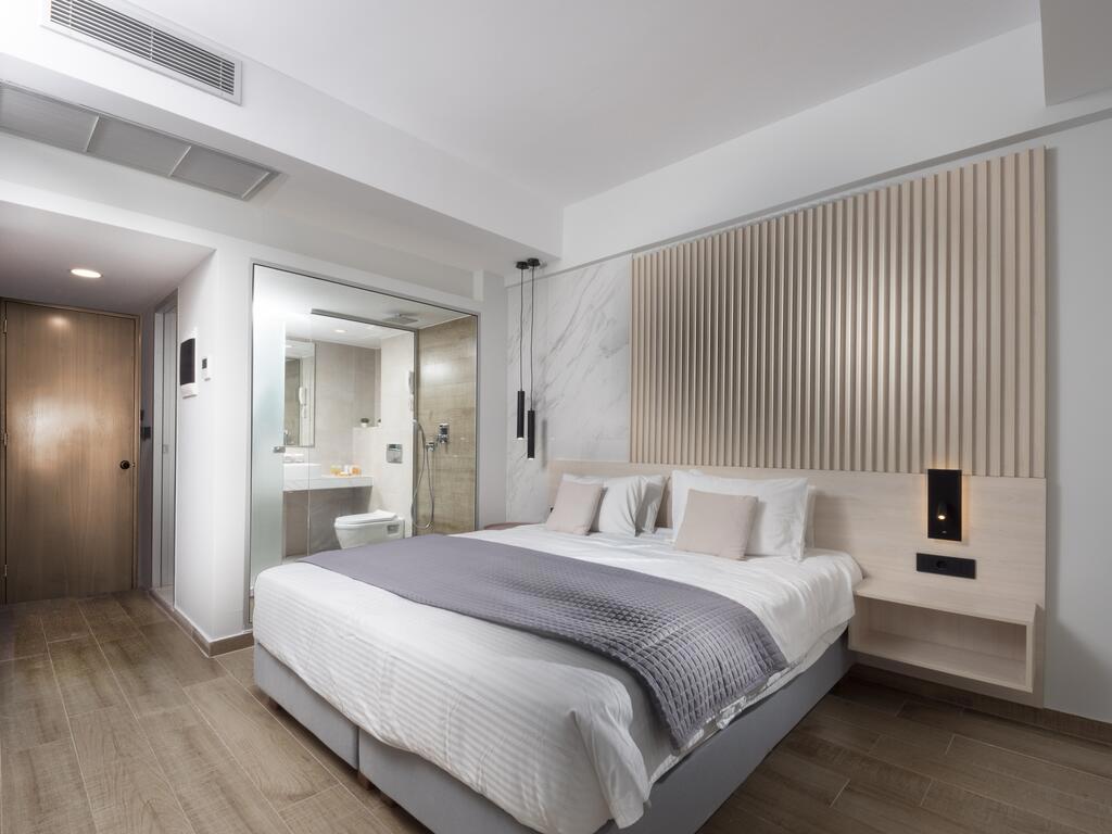 Hotel Athena