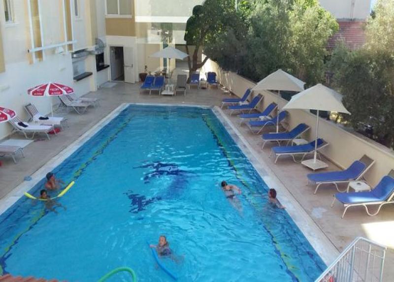 Mert Seaside Hotel