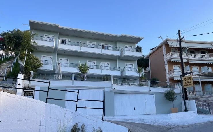 Vila Alexis