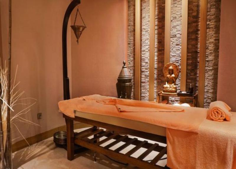 Aquasis De Luxe Resort & Spa Hotel