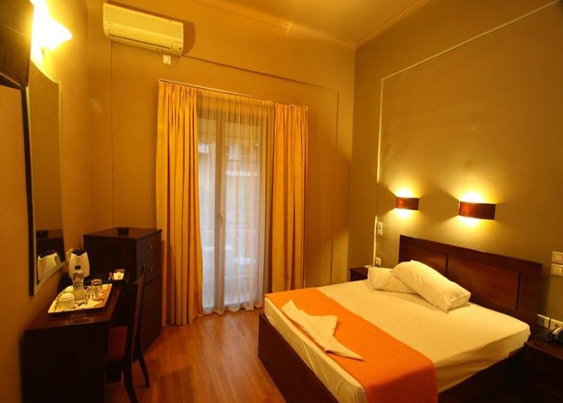 Central Mantas Hotel