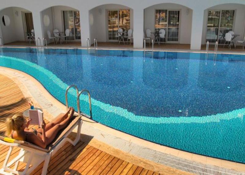 Batihan Beach Resort And Spa Hotel