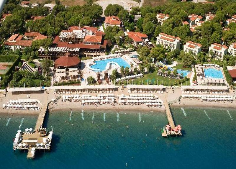 Crystal Flora Beach Resort Hotel