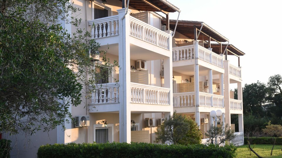 Rebecas Village Corfu 