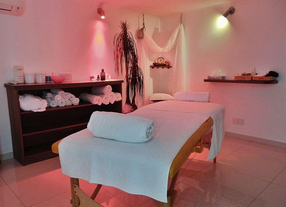 Grecian Sands Hotel