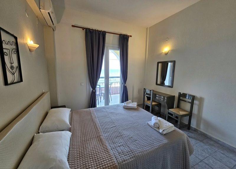 Loutrouvia Hotel