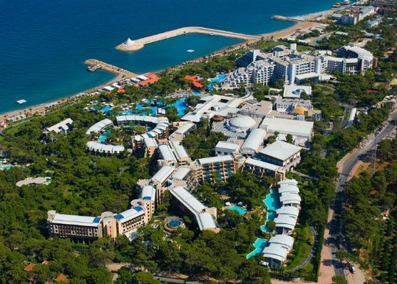 Rixos Sungate Hotel