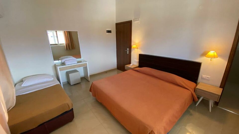 Hotel Platon Beach