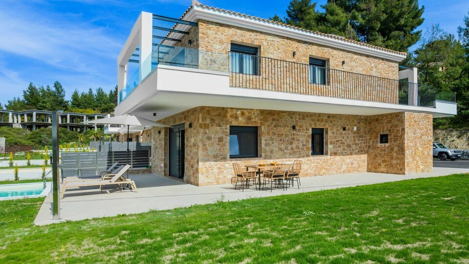 Epta Villas