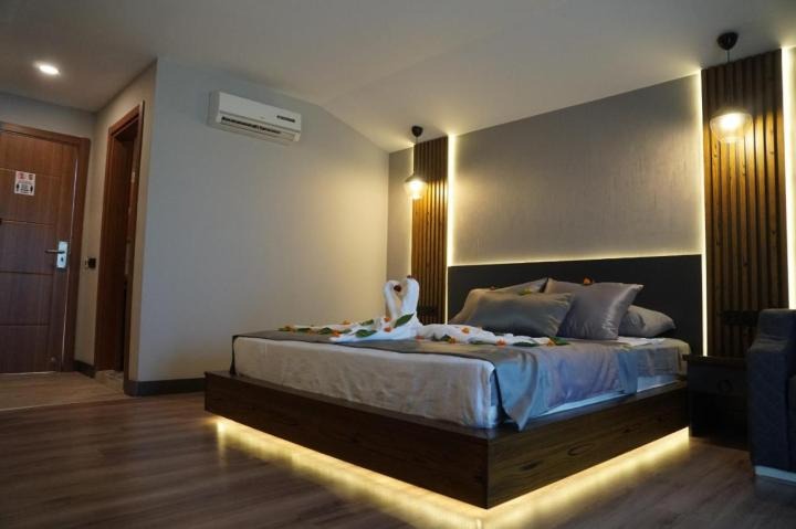 Adora Calma Beach Hotel